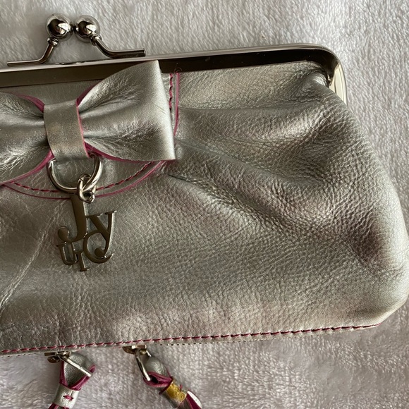Vintage Y2K Juicy Couture Chic Silver Bow Tie Leather Clutch Wallet EUC - Picture 3 of 14